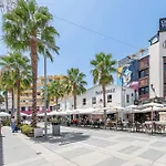 25m² studio Appartement, met 1 privé badkamer in Torremolinos stadscentrum