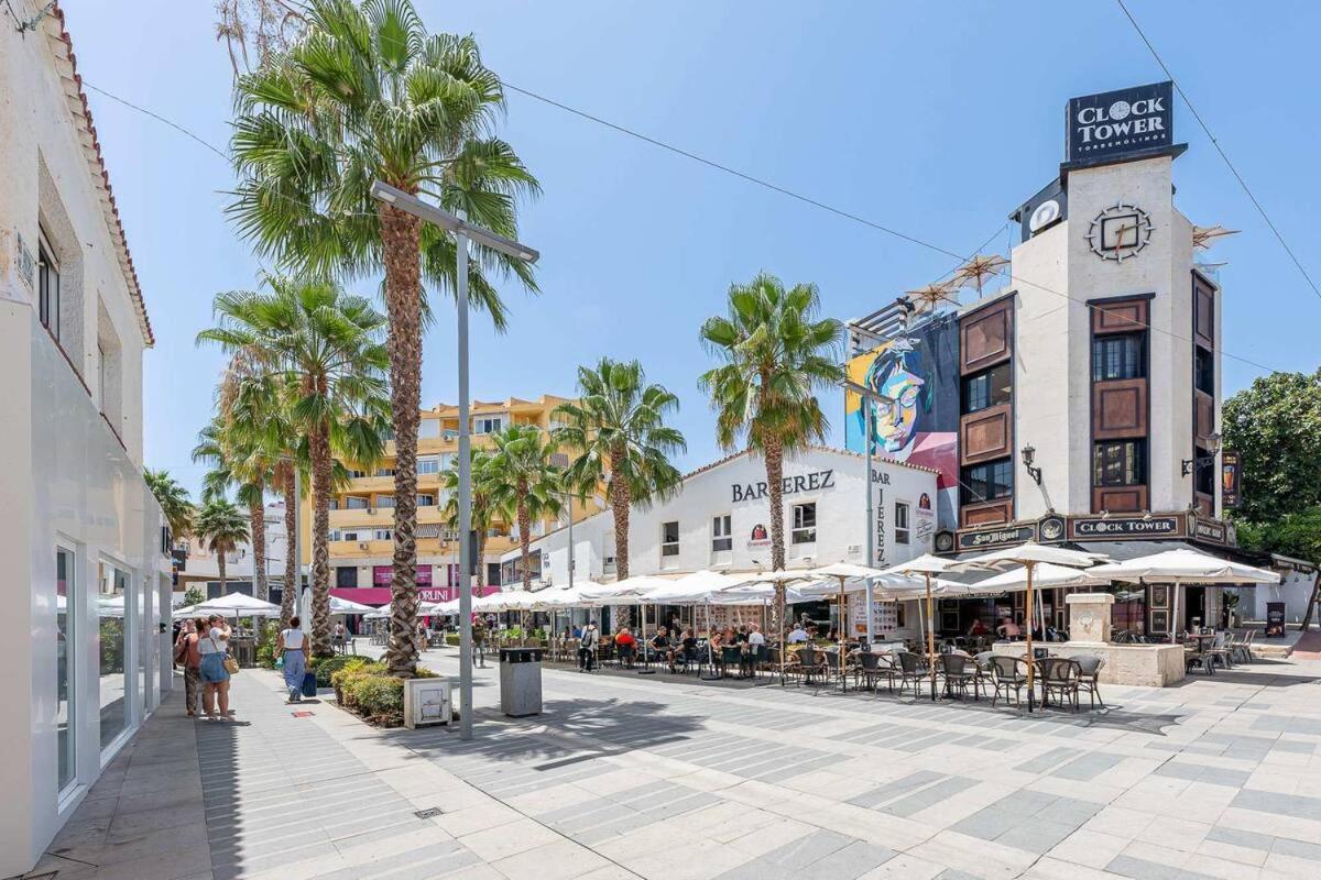 25m² Appartement, Met 1 Privé Badkamer In Stadscentrum Torremolinos